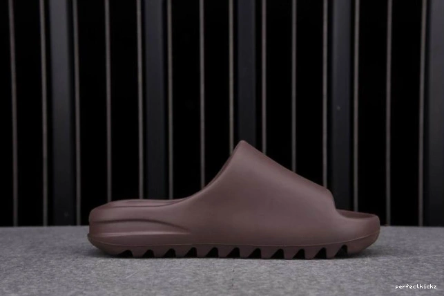 G55495 Yeezy Adidas Soot Slide 0730